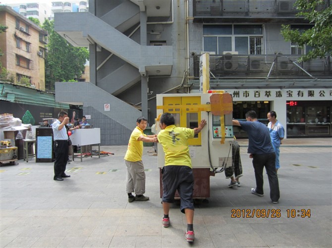 廣州黃埔區(qū)搬家公司:正大福珠寶廠房搬家